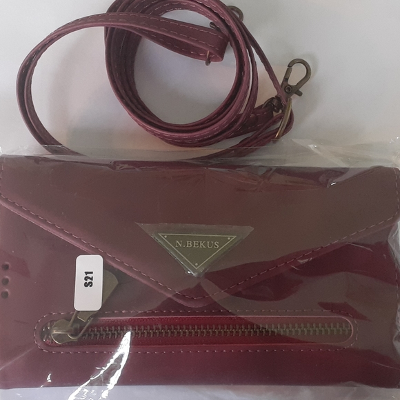 PHONE CASE - Picture 1 of 4